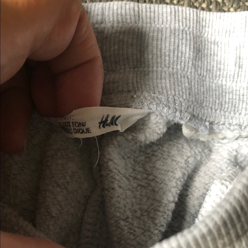H&M Light Gray Knit Drawstring Shorts - Picture 2 of 4